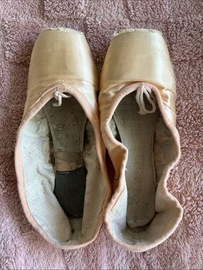 Smelly Used Ballerina Pointe Shoes